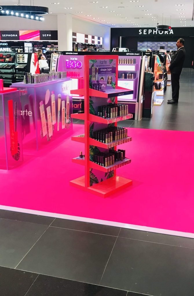 Sephora entrance tarte podium (3)